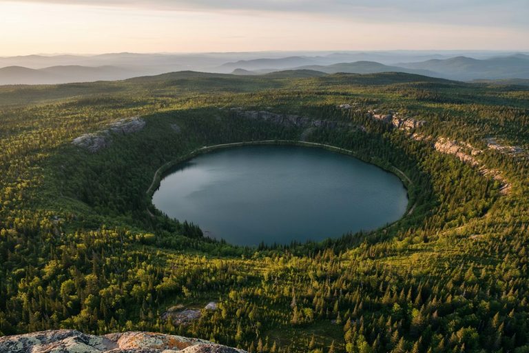 Amateur Astronomer Finds 390-Million-Year-Old Meteor Crater While Scouting Google Maps
